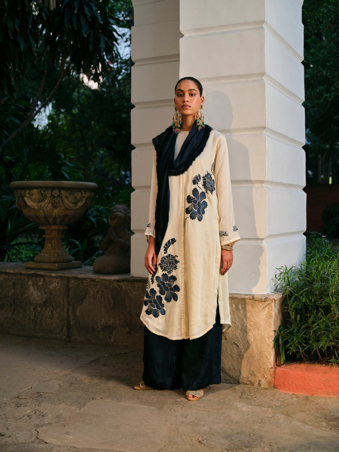 APPLIQUE LONG KURTA WITH WIDE LEGGED PANTS AND DRAPE DUPATTA